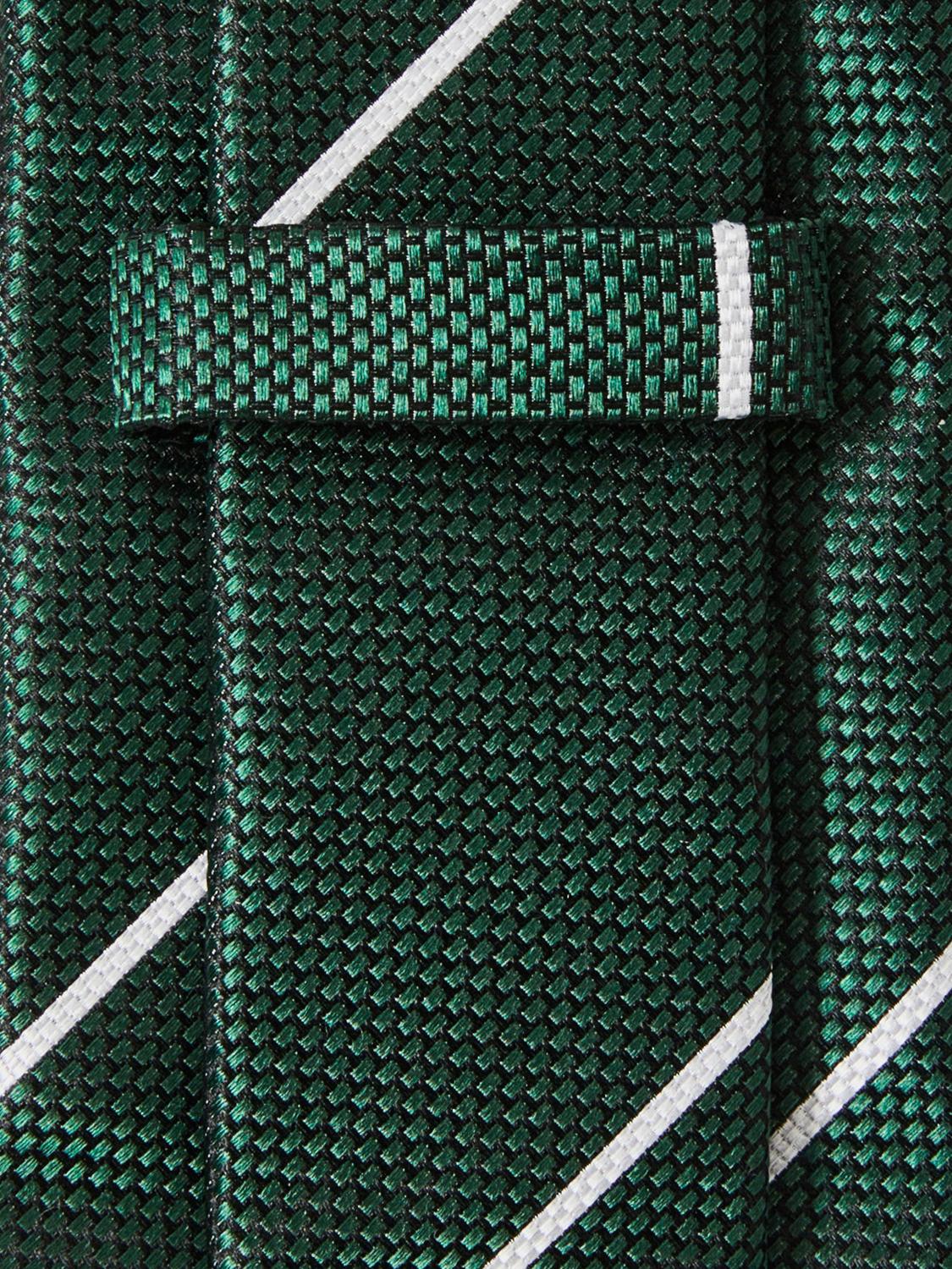 model_shot-back